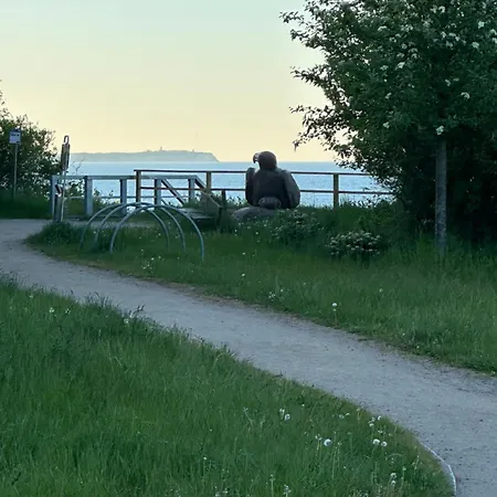 Arkonablick Eg, Helle Mit 2 Terrassen Und Eigenem Eingezaeuntem Garten Hunde Herzlich Willkommen