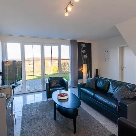 Arkonablick Eg, Helle Mit 2 Terrassen Und Eigenem Eingezaeuntem Garten Hunde Herzlich Willkommen *