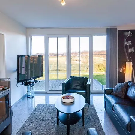 Apartment Arkonablick Eg, Helle Mit 2 Terrassen Und Eigenem Eingezaeuntem Garten Hunde Herzlich Willkommen *