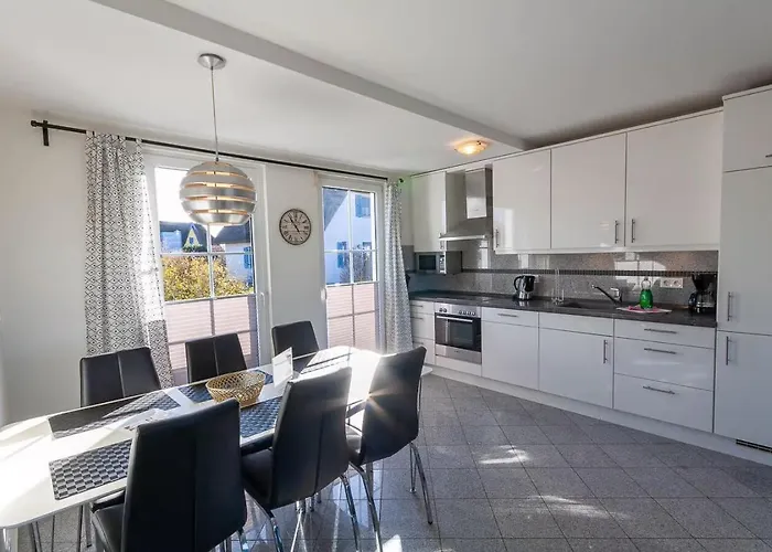 Lejlighed Arkonablick Eg, Helle Mit 2 Terrassen Und Eigenem Eingezaeuntem Garten Hunde Herzlich Willkommen